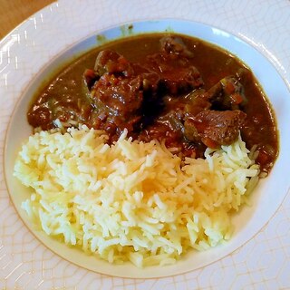 カレー粉からつくるビーフカレー